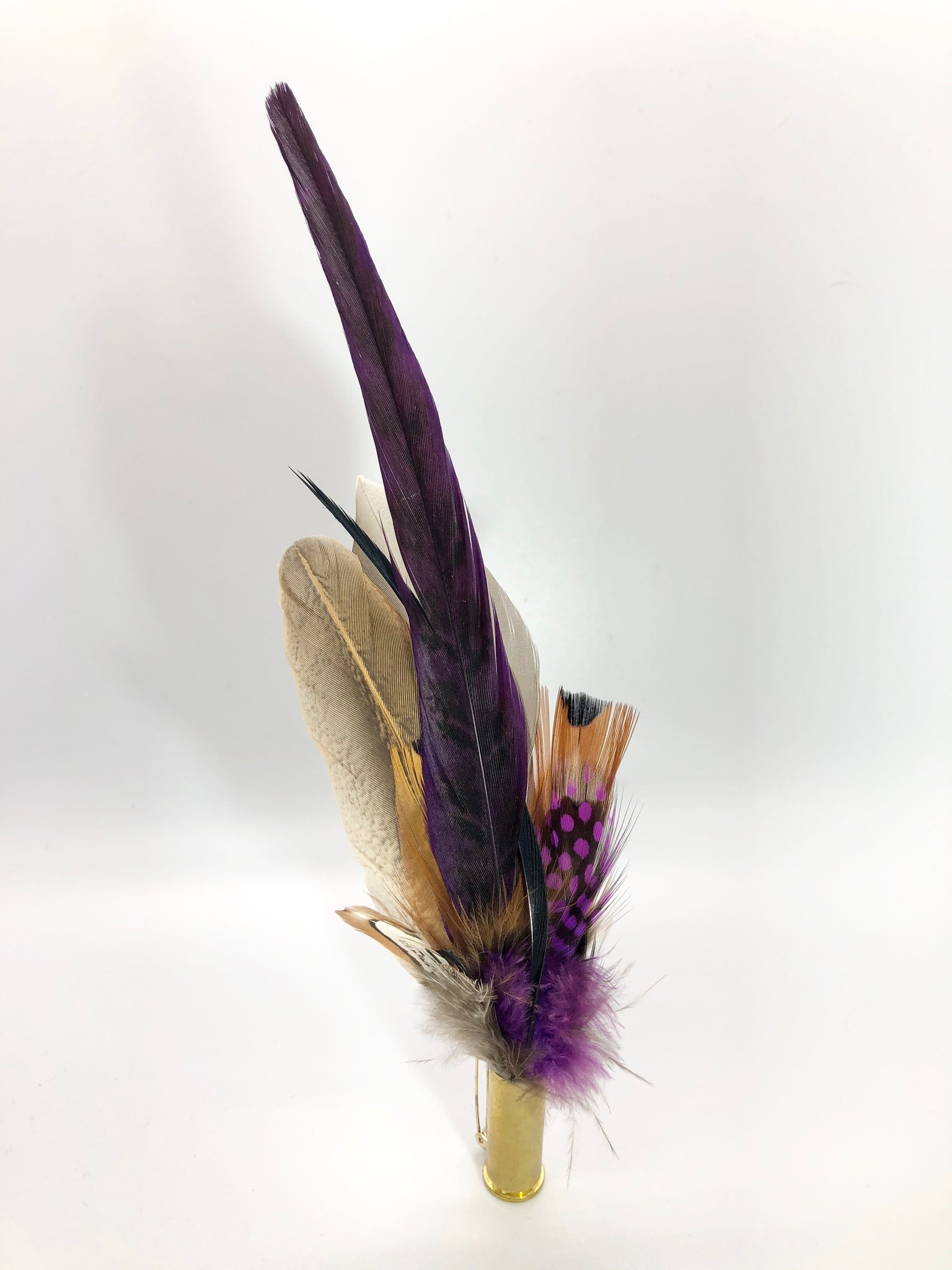 Harris End Feather Pin: Natural & Plum