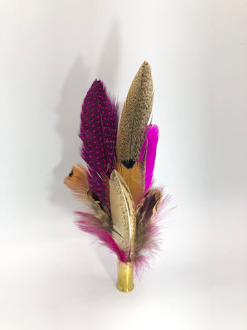 Harris End Feather Pin: Natural & Fuchsia
