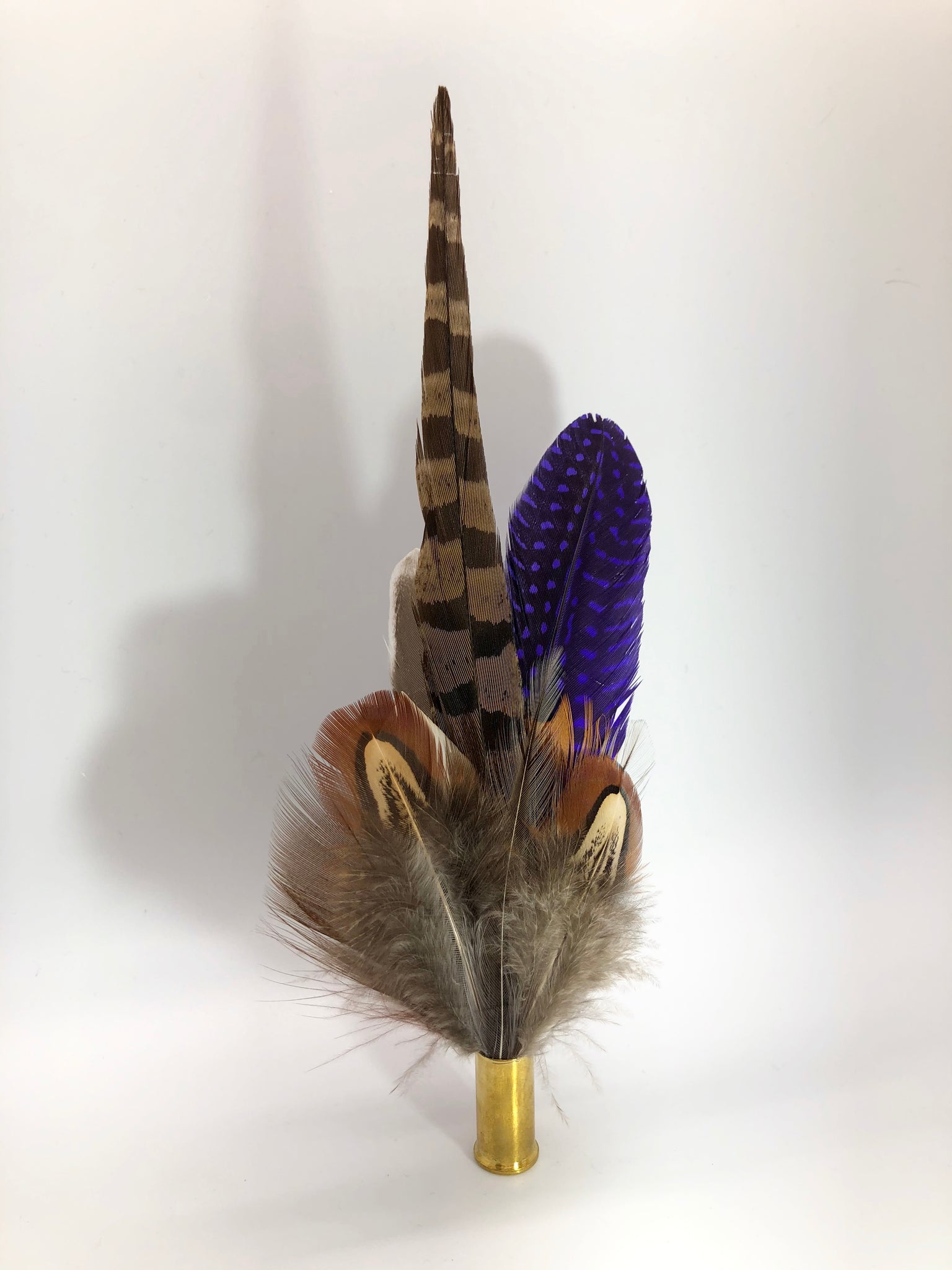 Harris End Feather Pin: Natural & Berry