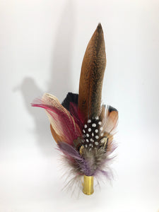 Harris End Feather Pin: Natural & Berry