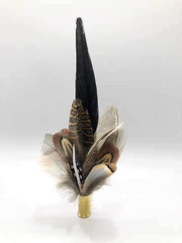 Harris End Feather Pin: Natural & Pebble