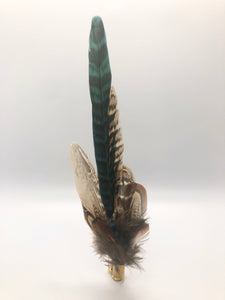 Harris End Feather Pin: Natural & Teal