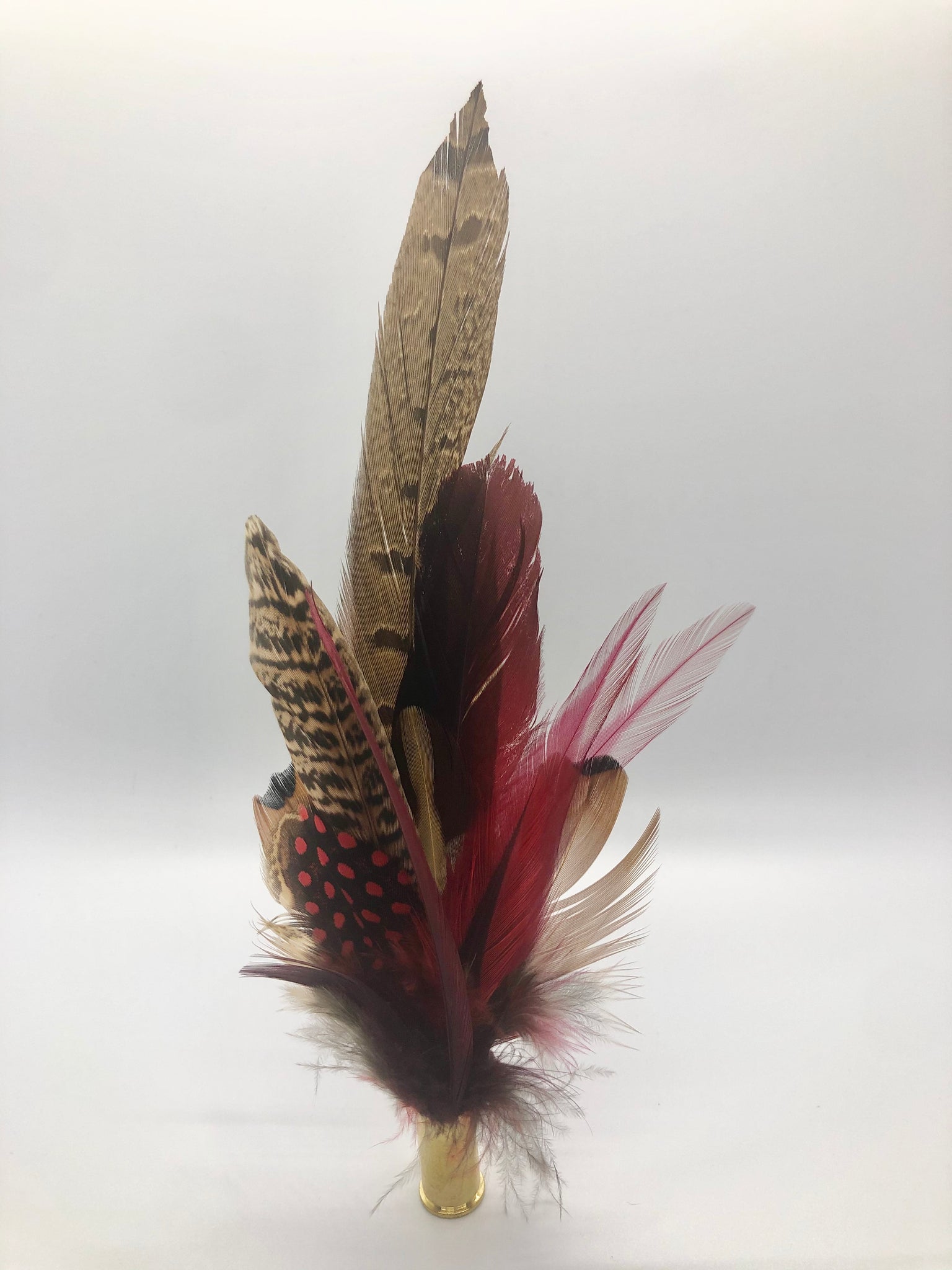 Harris End Feather Pin: Natural & Berry