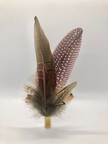 Harris End Feather Pin: Natural & Pink